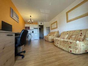 Studio charmant avec balcon, 4 couchages, proche plage des Minimes, commerces et transports, La Rochelle - FR-1-246-629